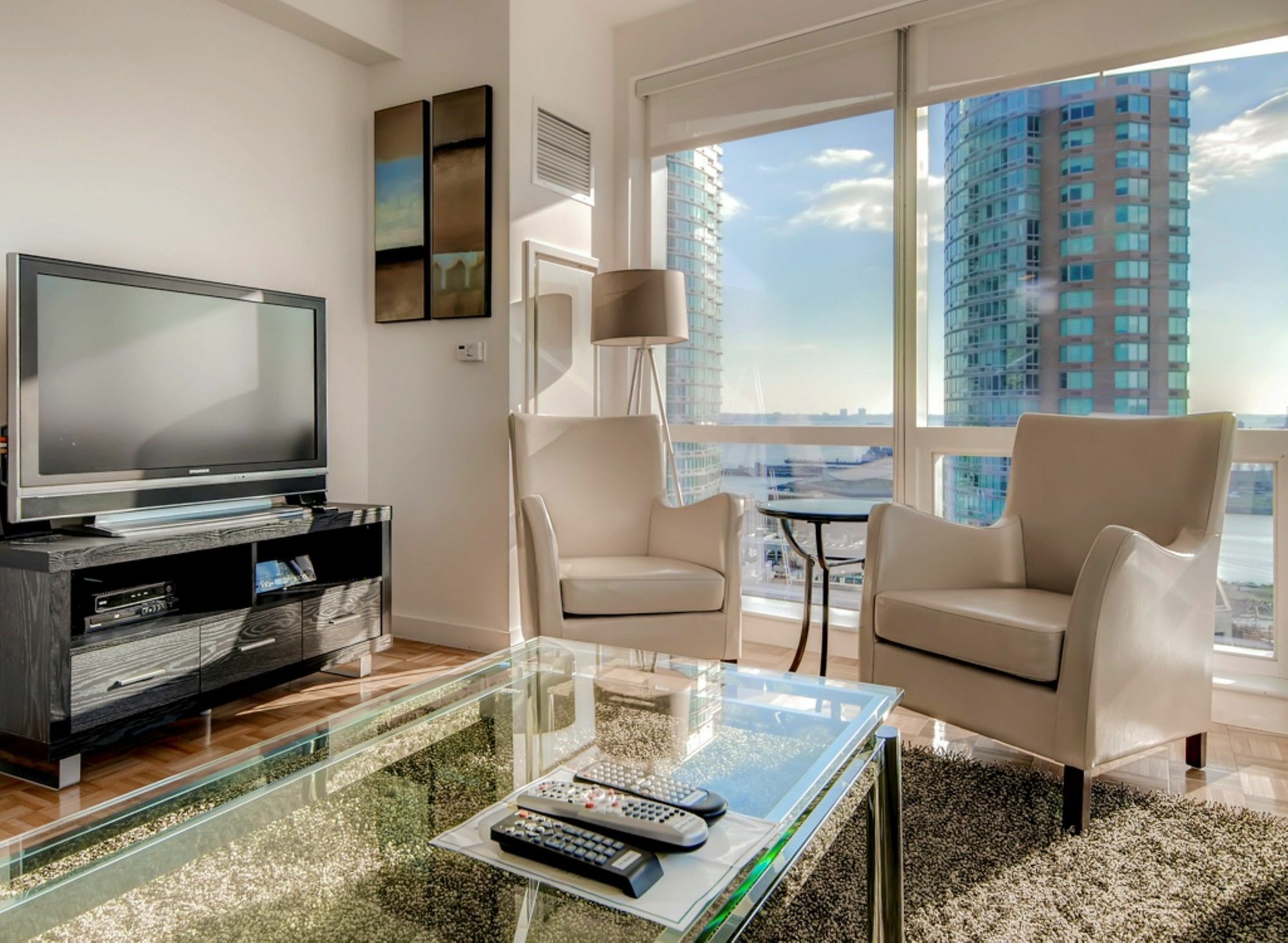 Global Luxury Suites At Greene Jersey City Bagian luar foto